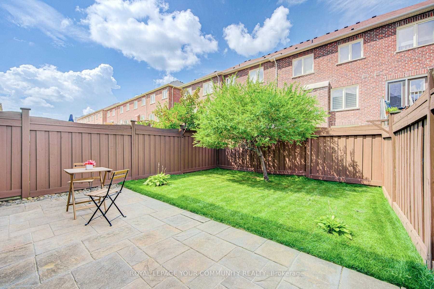 384 William Dunn Crescent
