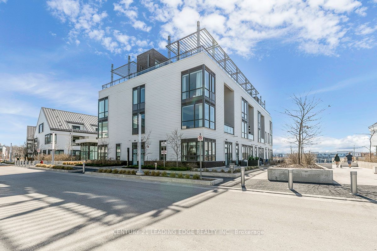 303 Broward Way, #97