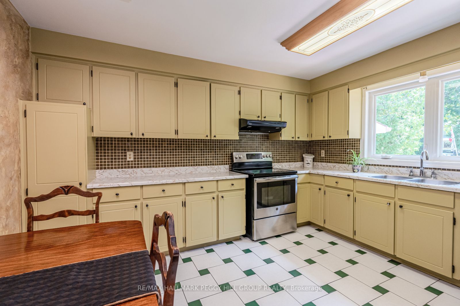 31 Park Cres