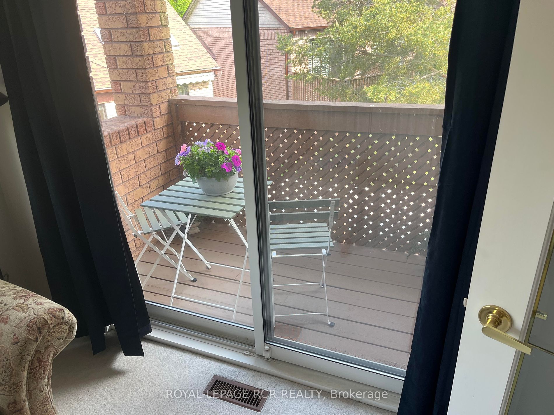 147 Riverview Rd, #6
