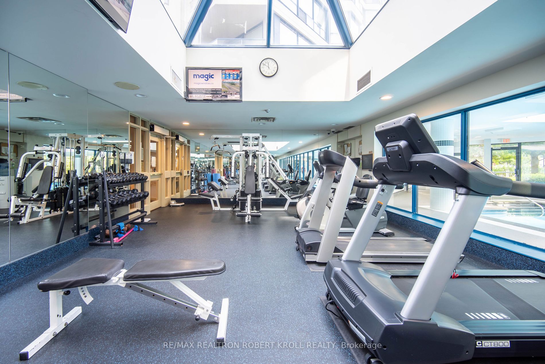 7300 Yonge St, #701