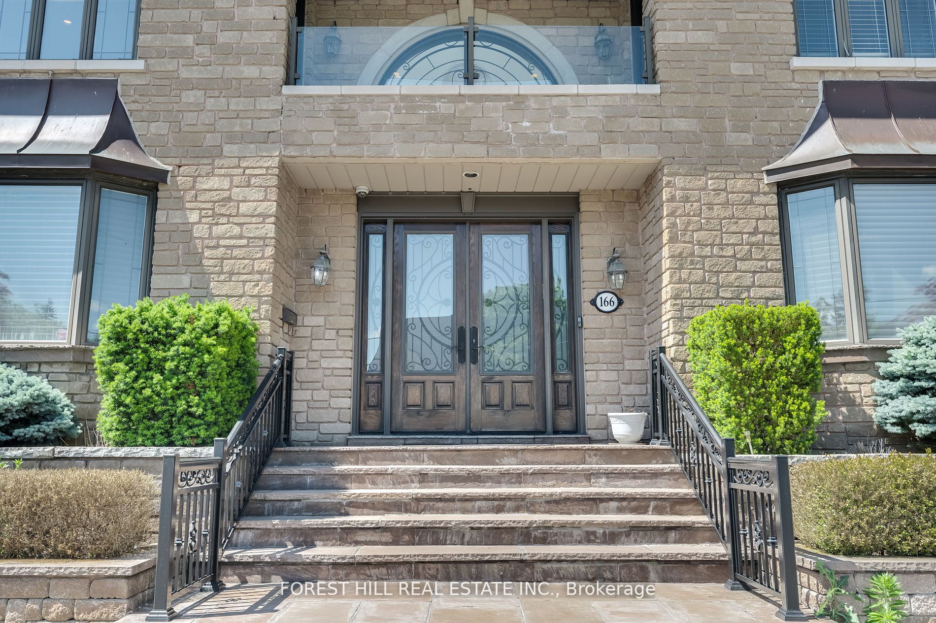 166 Arnold Avenue