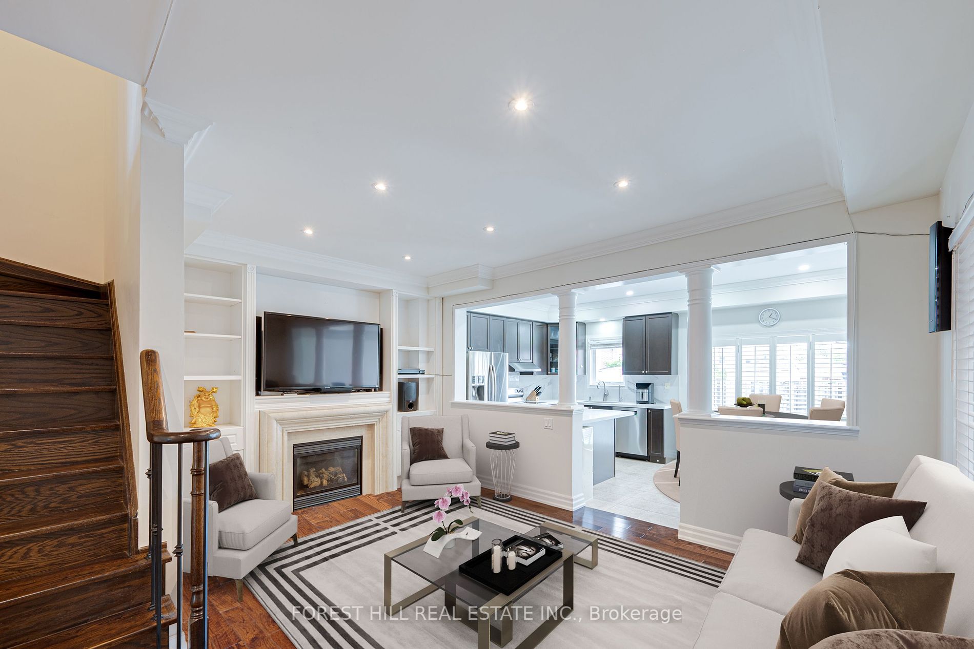 391 Vellore Park Avenue