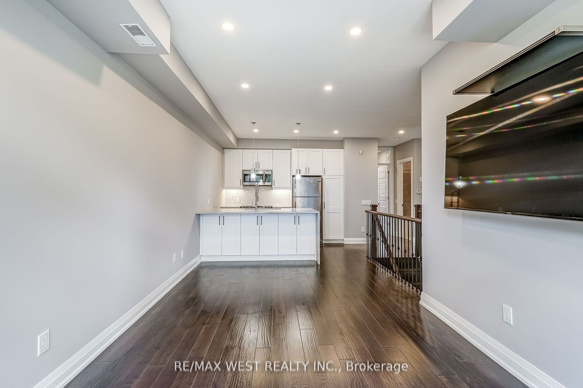 8169 Kipling Avenue E #22