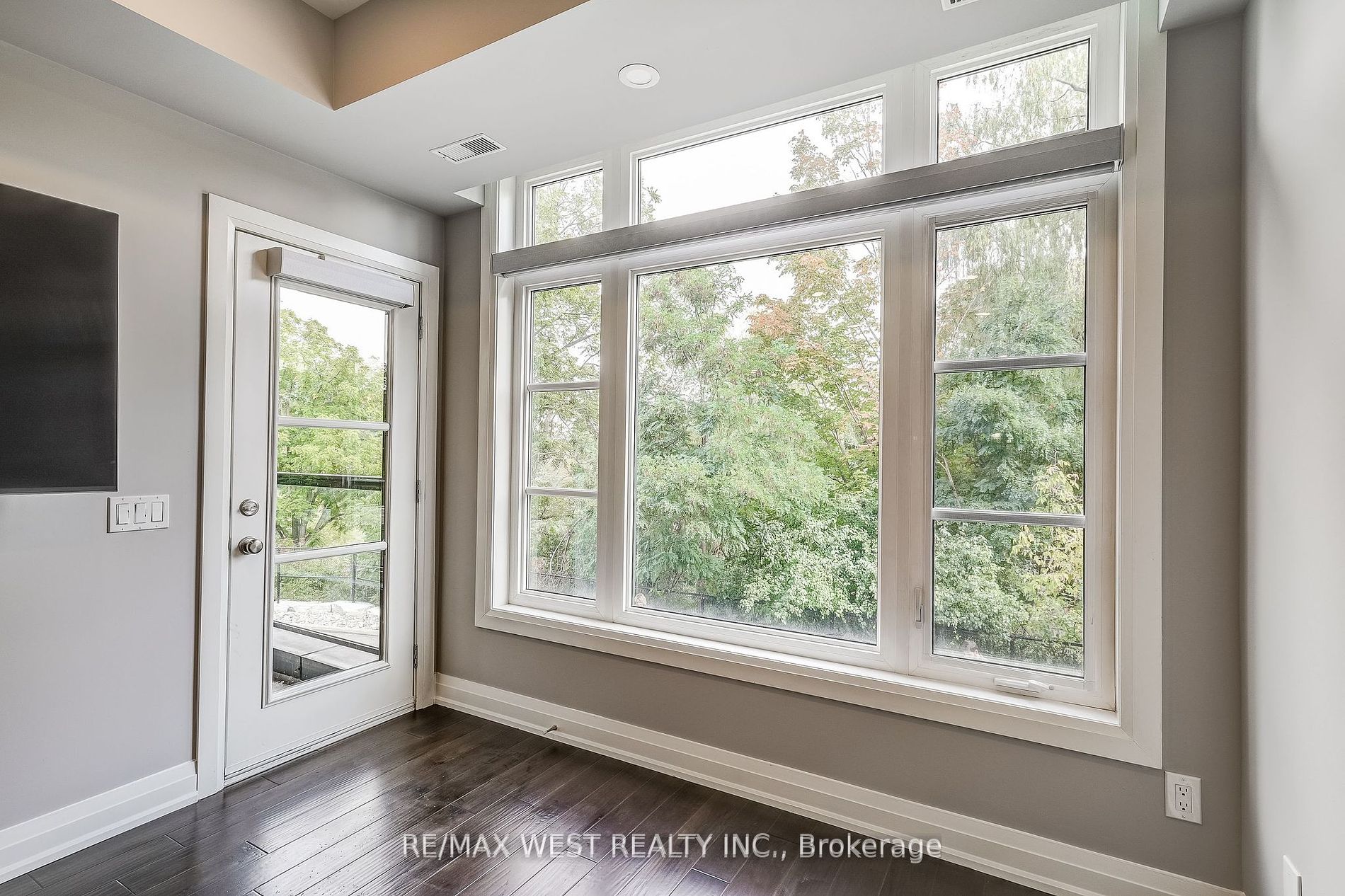 8169 Kipling Avenue E #22