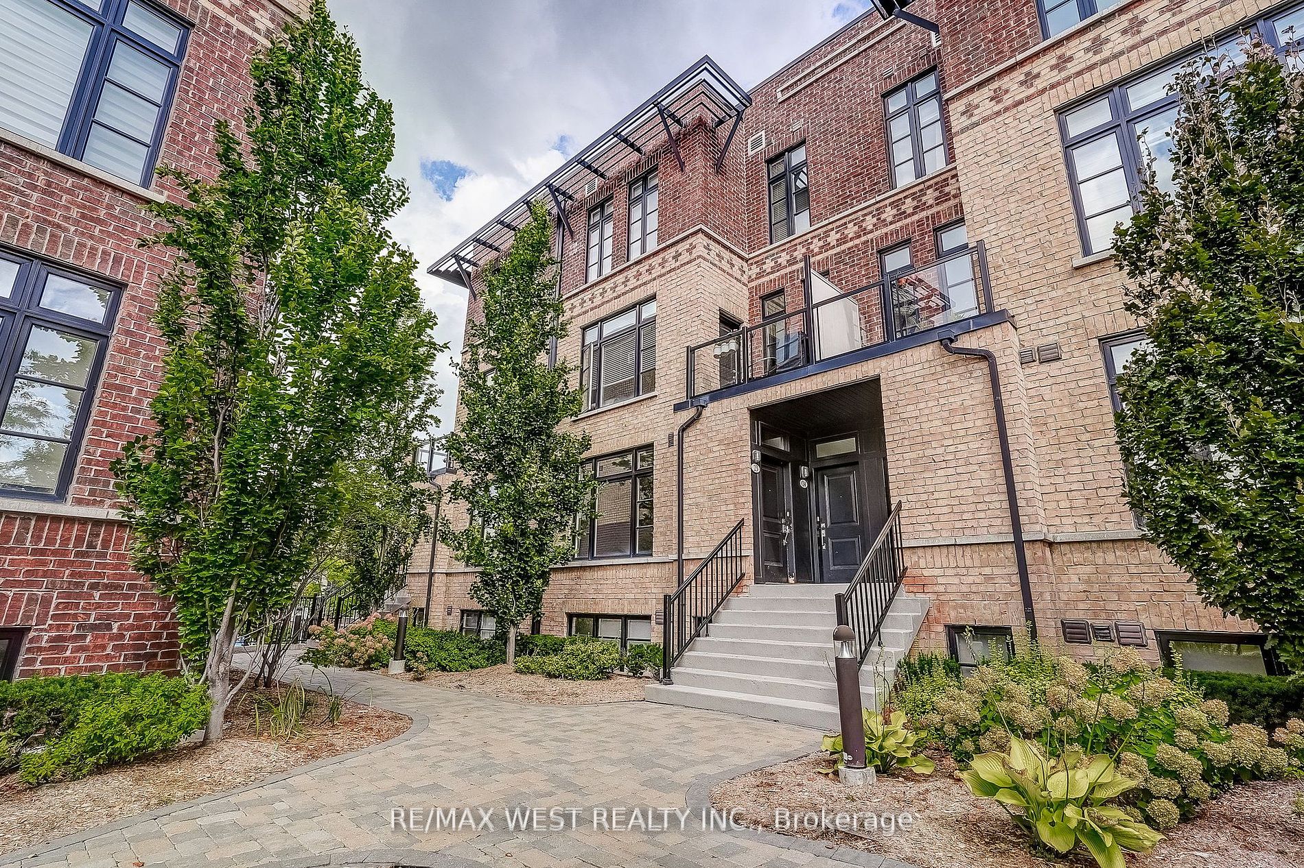 8169 Kipling Avenue E #22