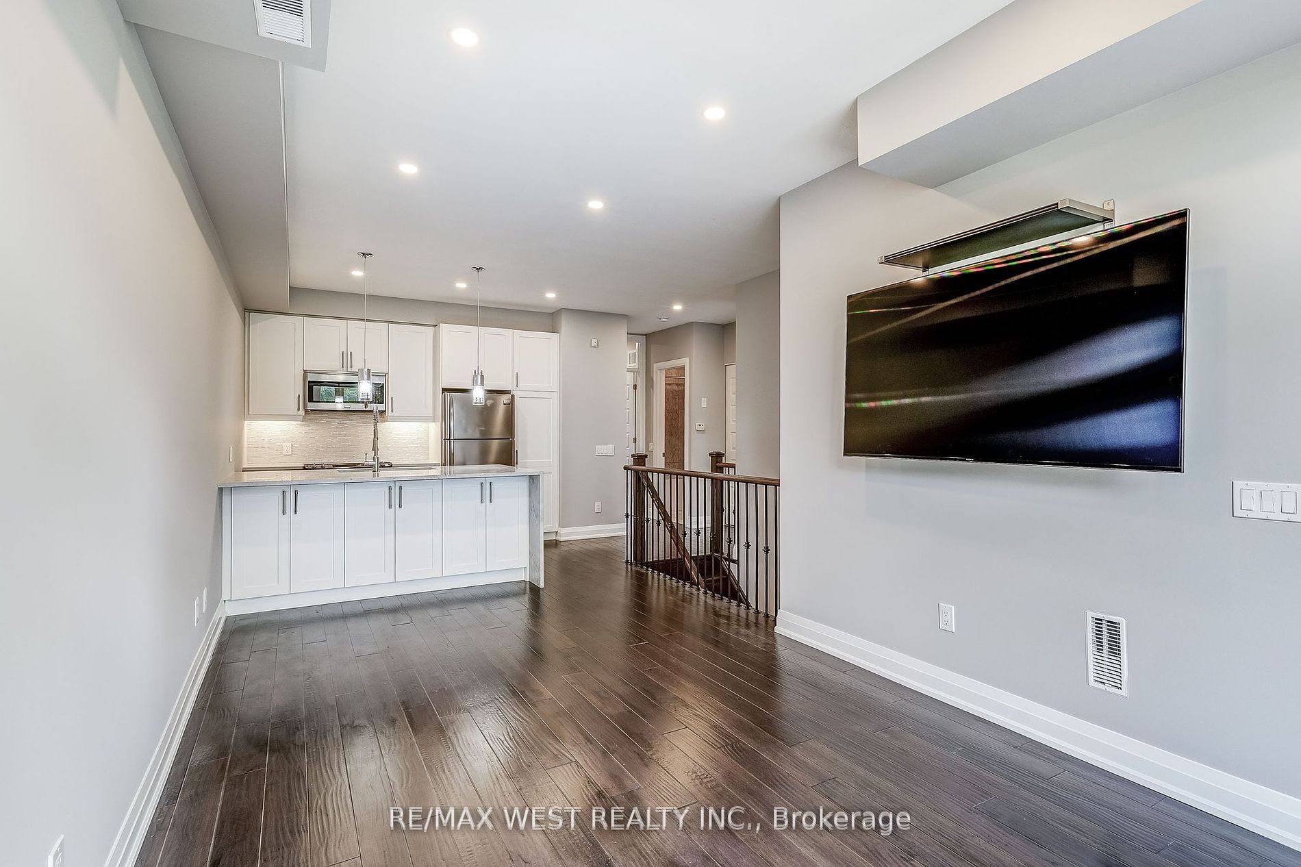 8169 Kipling Avenue E #22