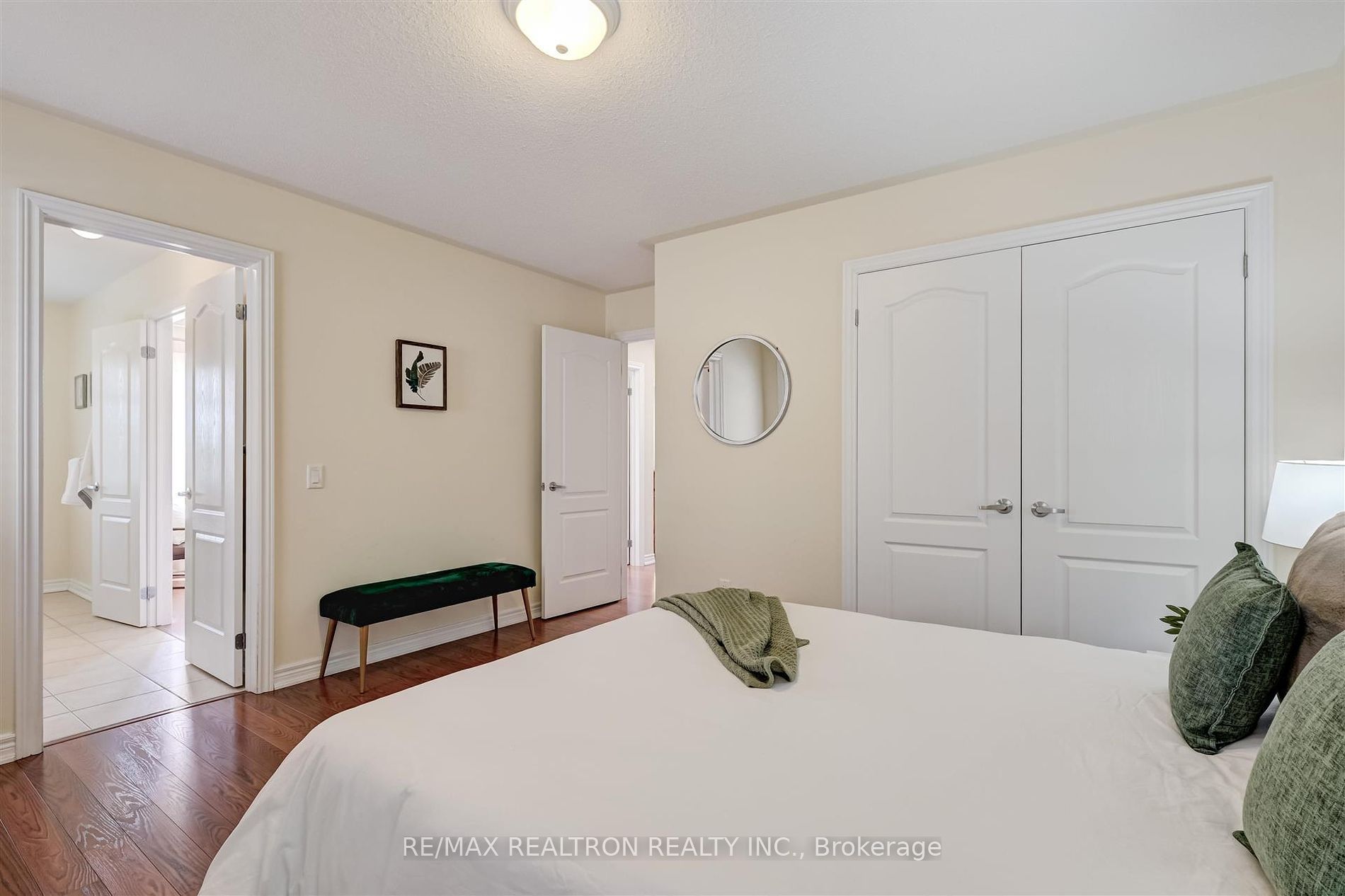 177 Vanda Dr