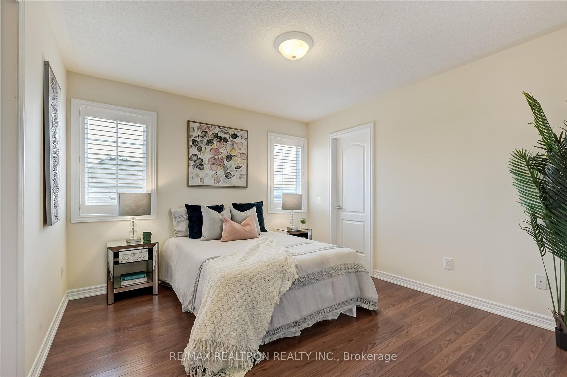 177 Vanda Dr