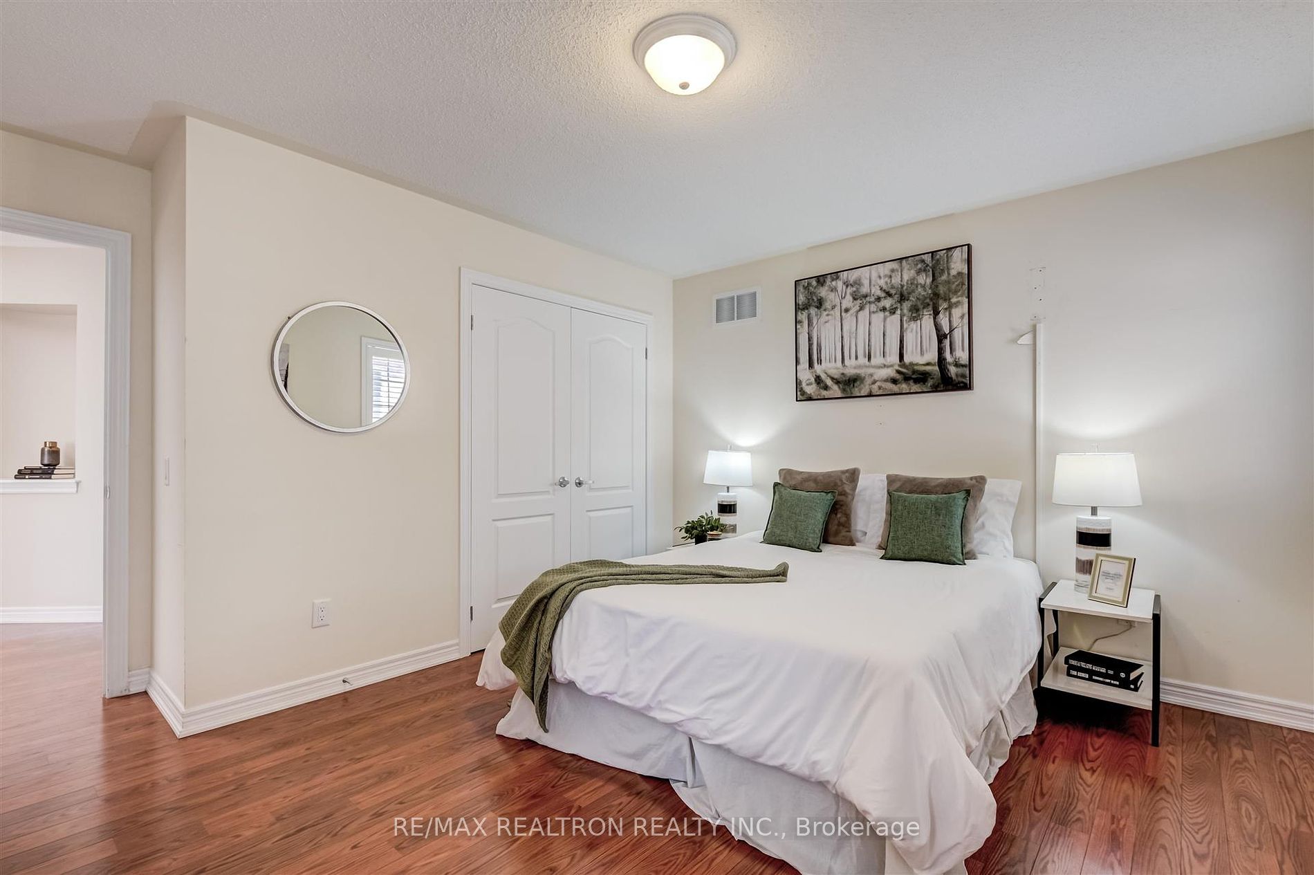 177 Vanda Dr