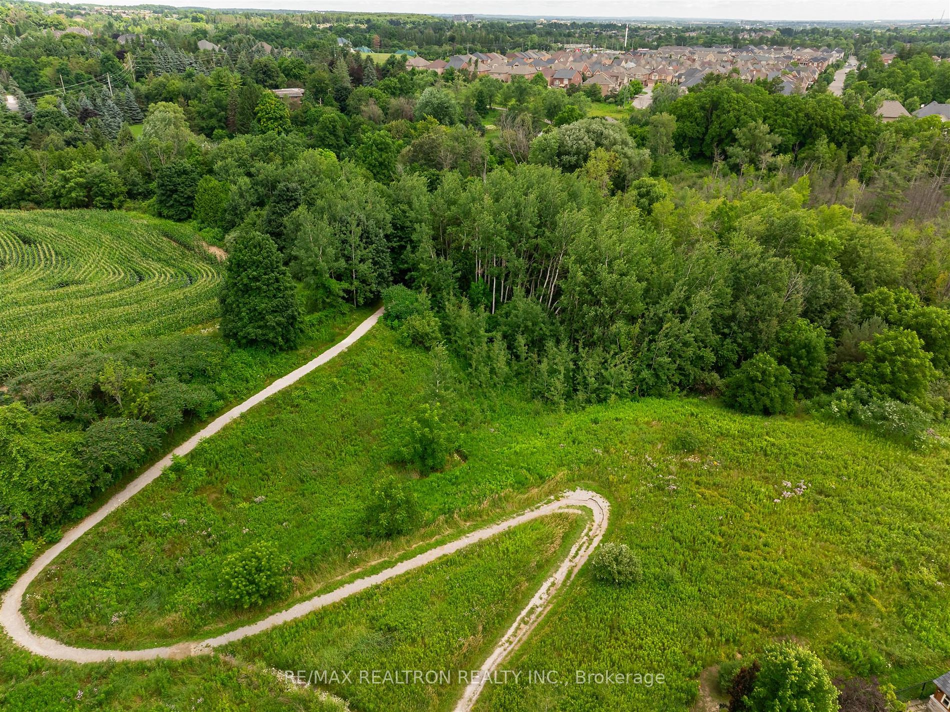 177 Vanda Dr