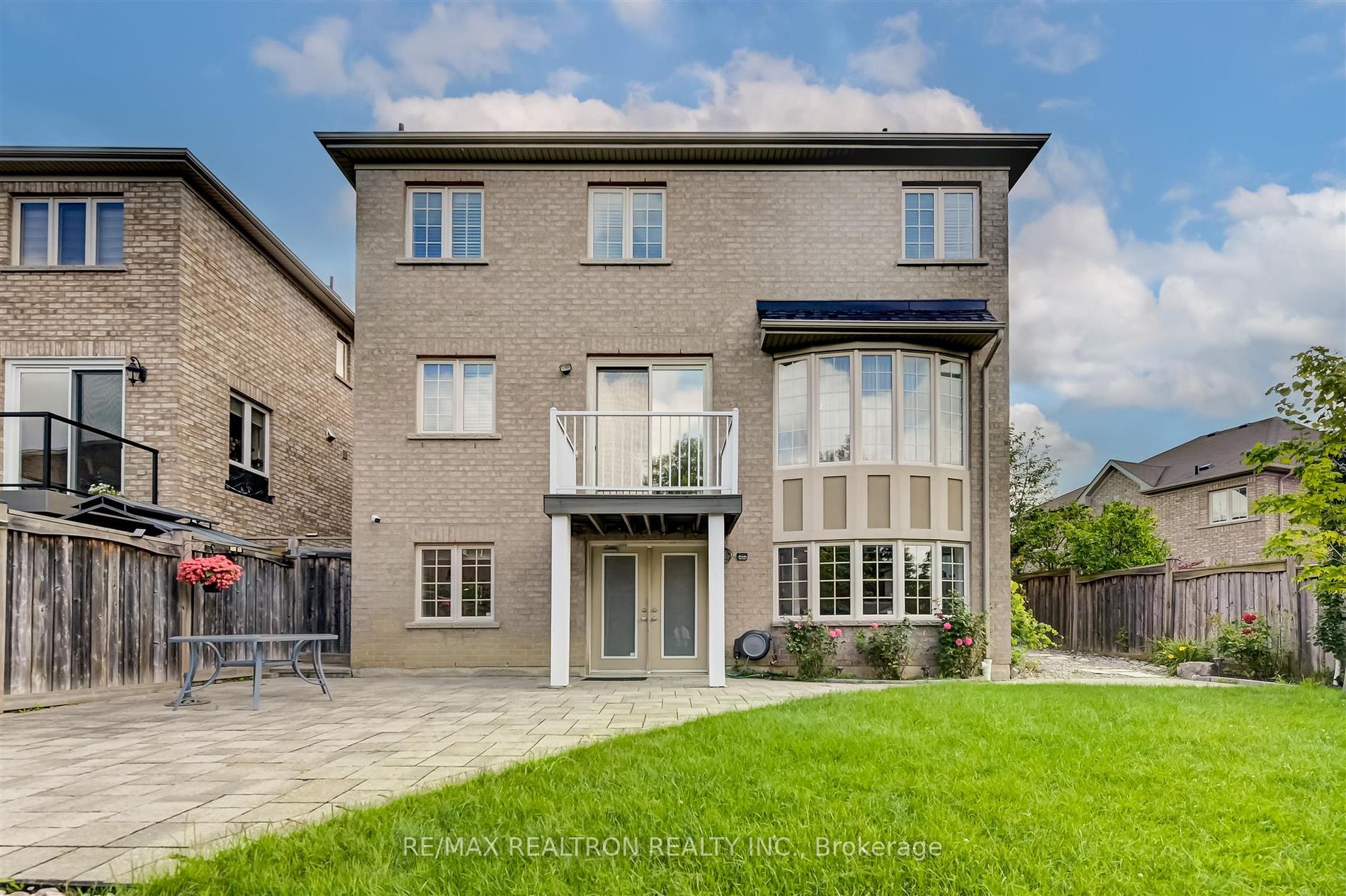 177 Vanda Dr