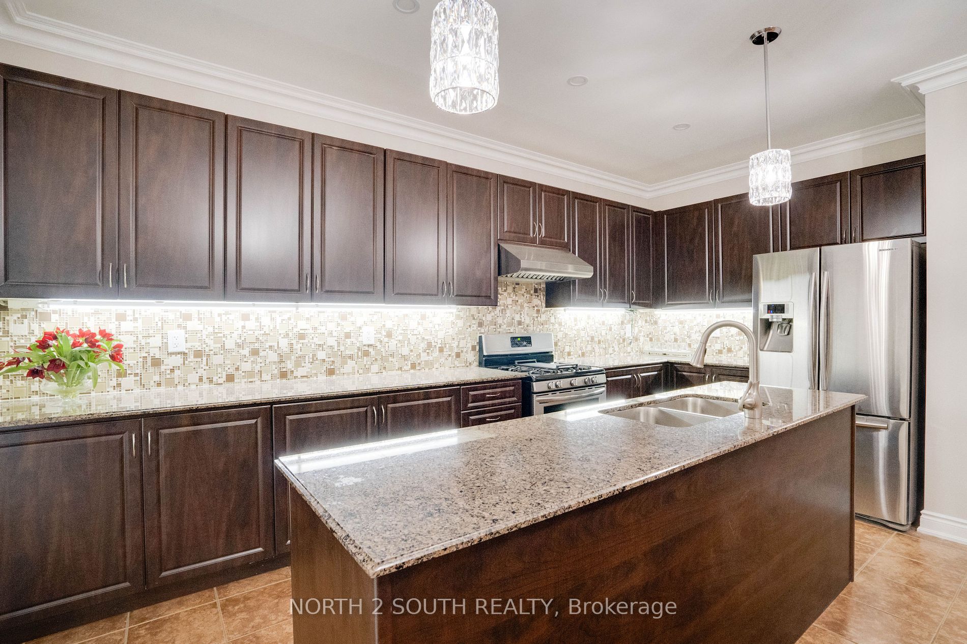 162 Via Borghese St
