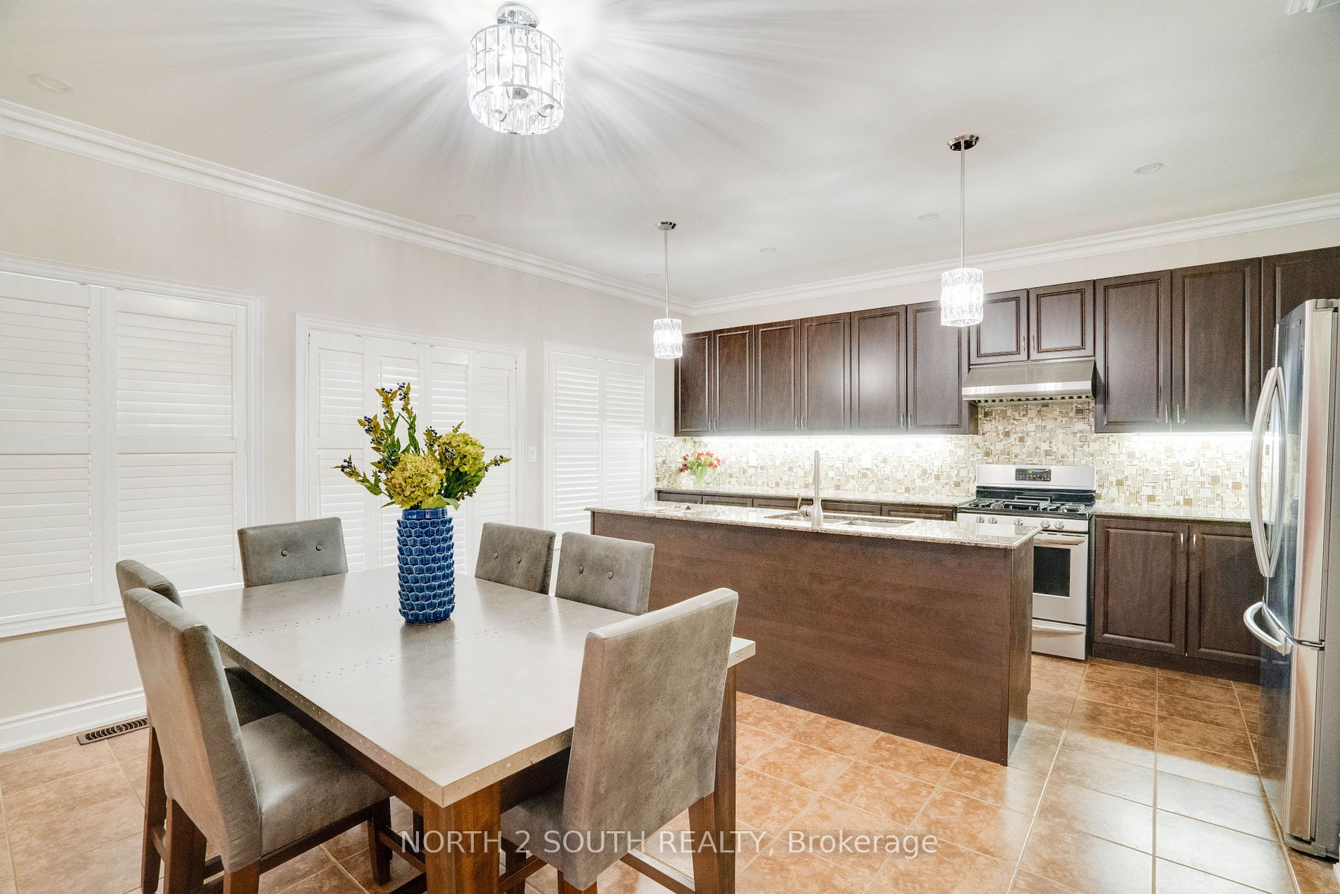 162 Via Borghese St