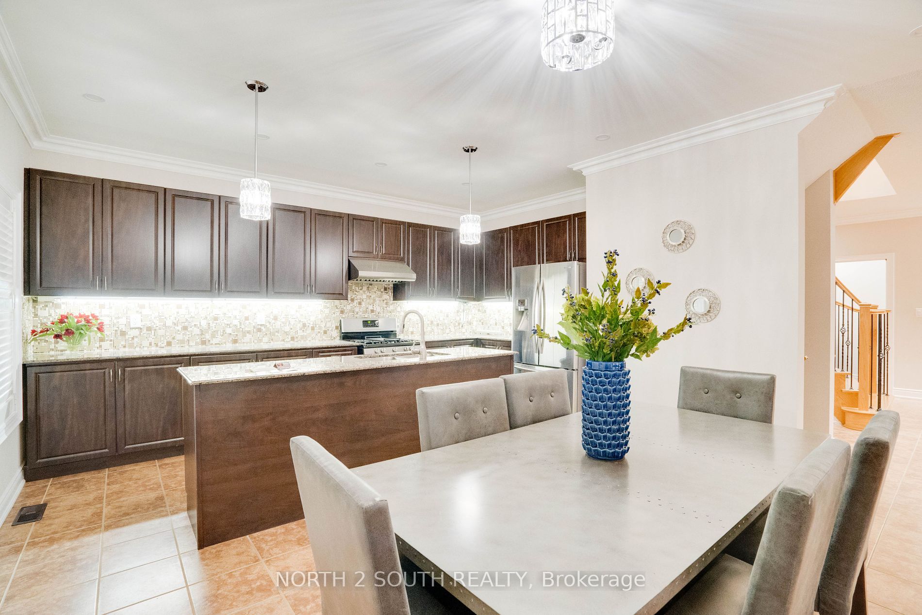 162 Via Borghese St