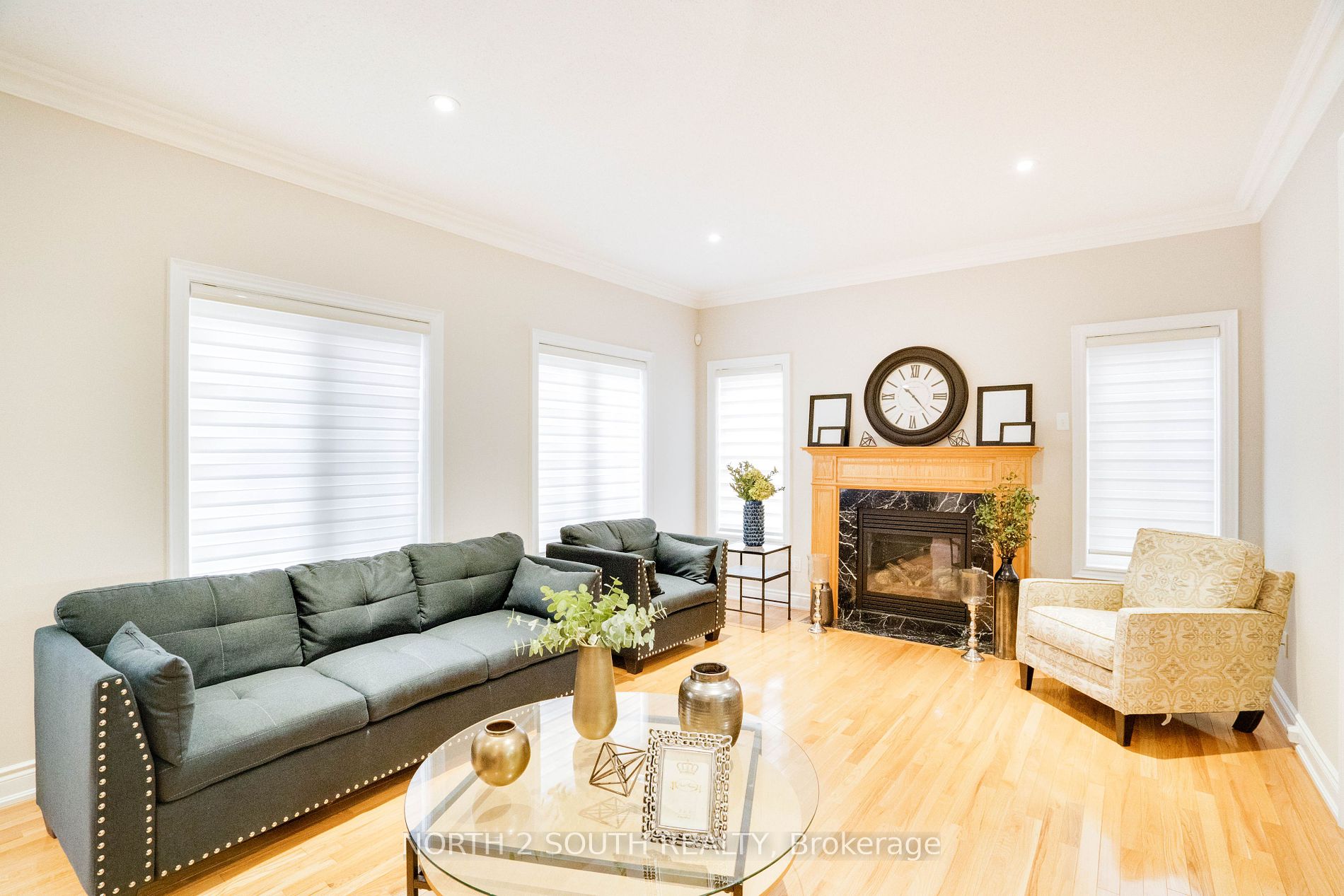 162 Via Borghese St