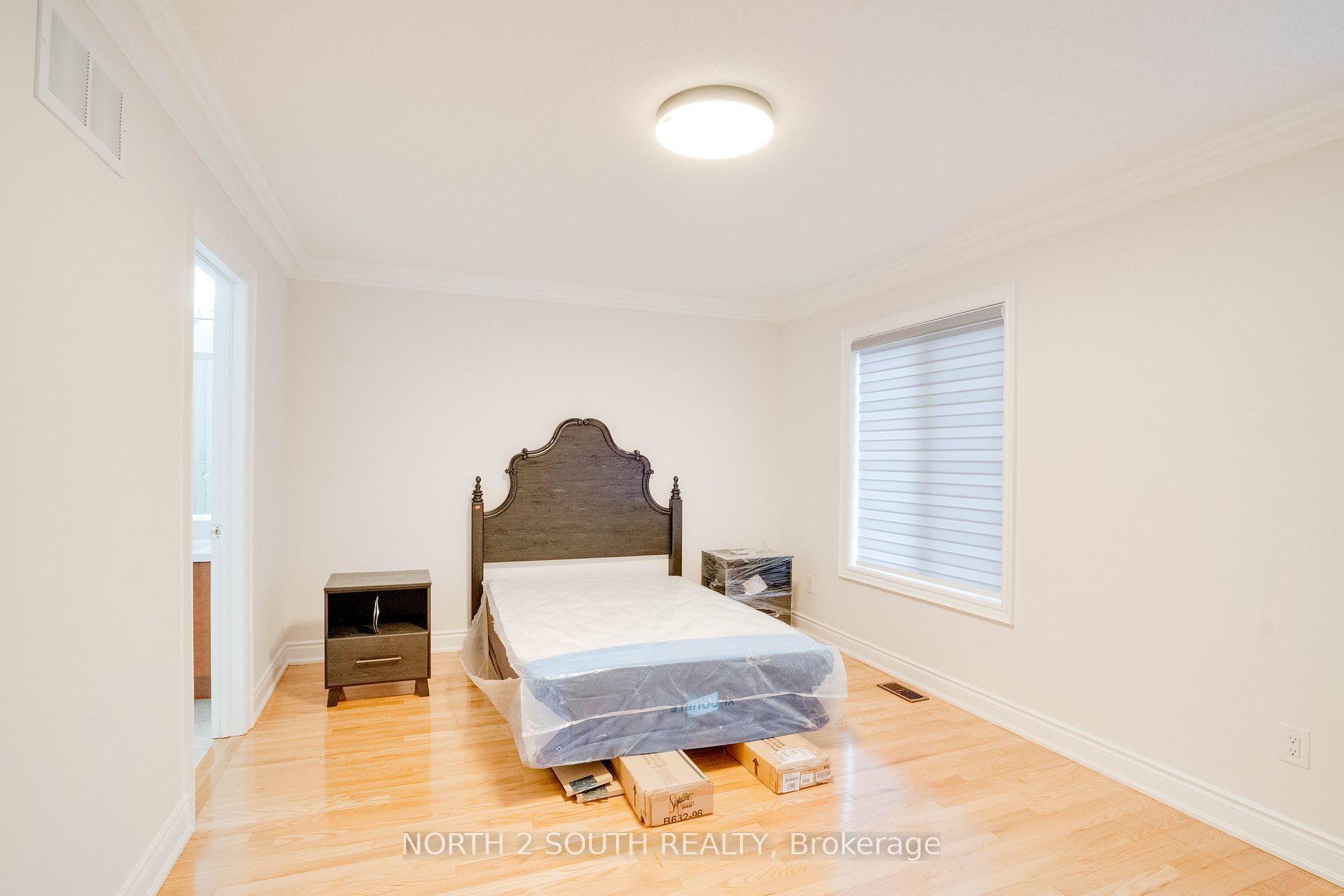 162 Via Borghese St