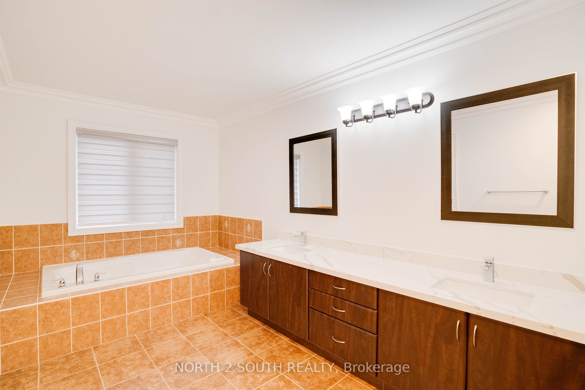 162 Via Borghese St