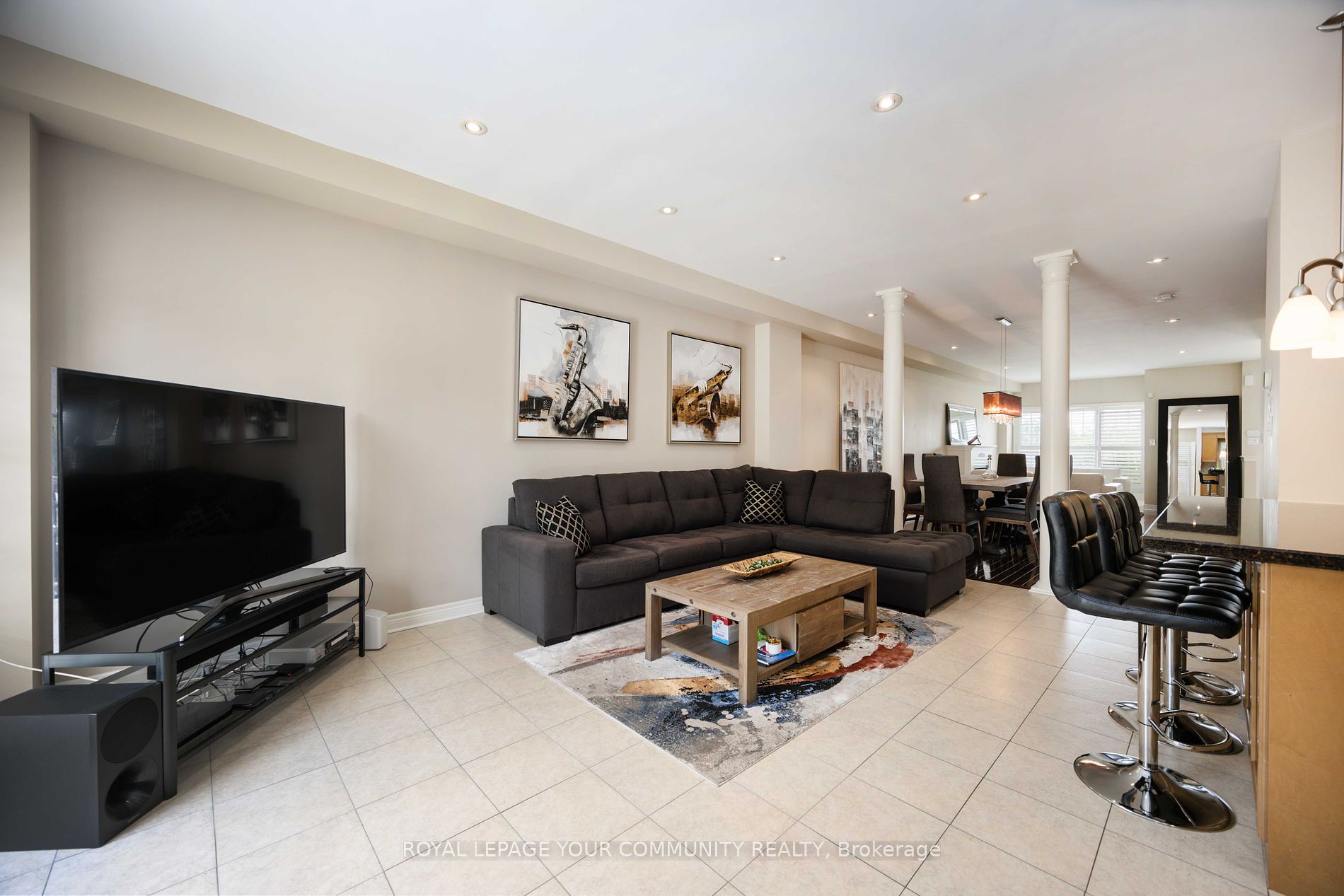 8900 Bathurst Street #37