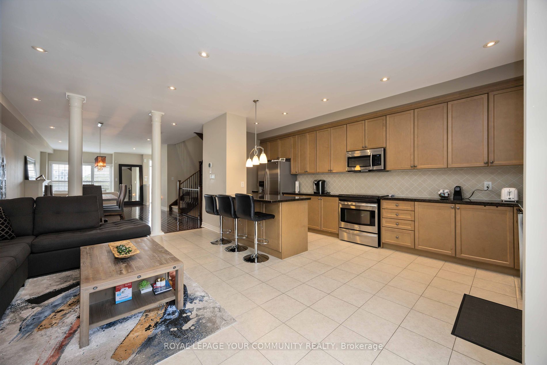 8900 Bathurst Street #37