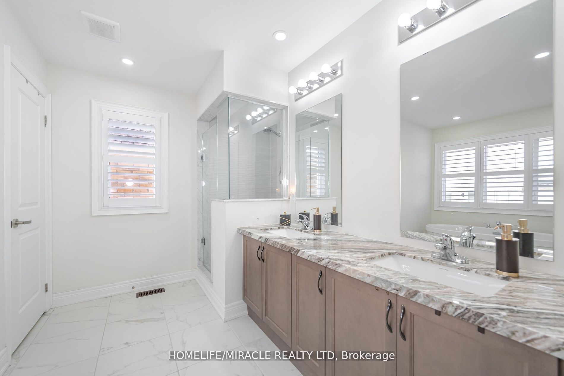 27 Balsdon Hollow