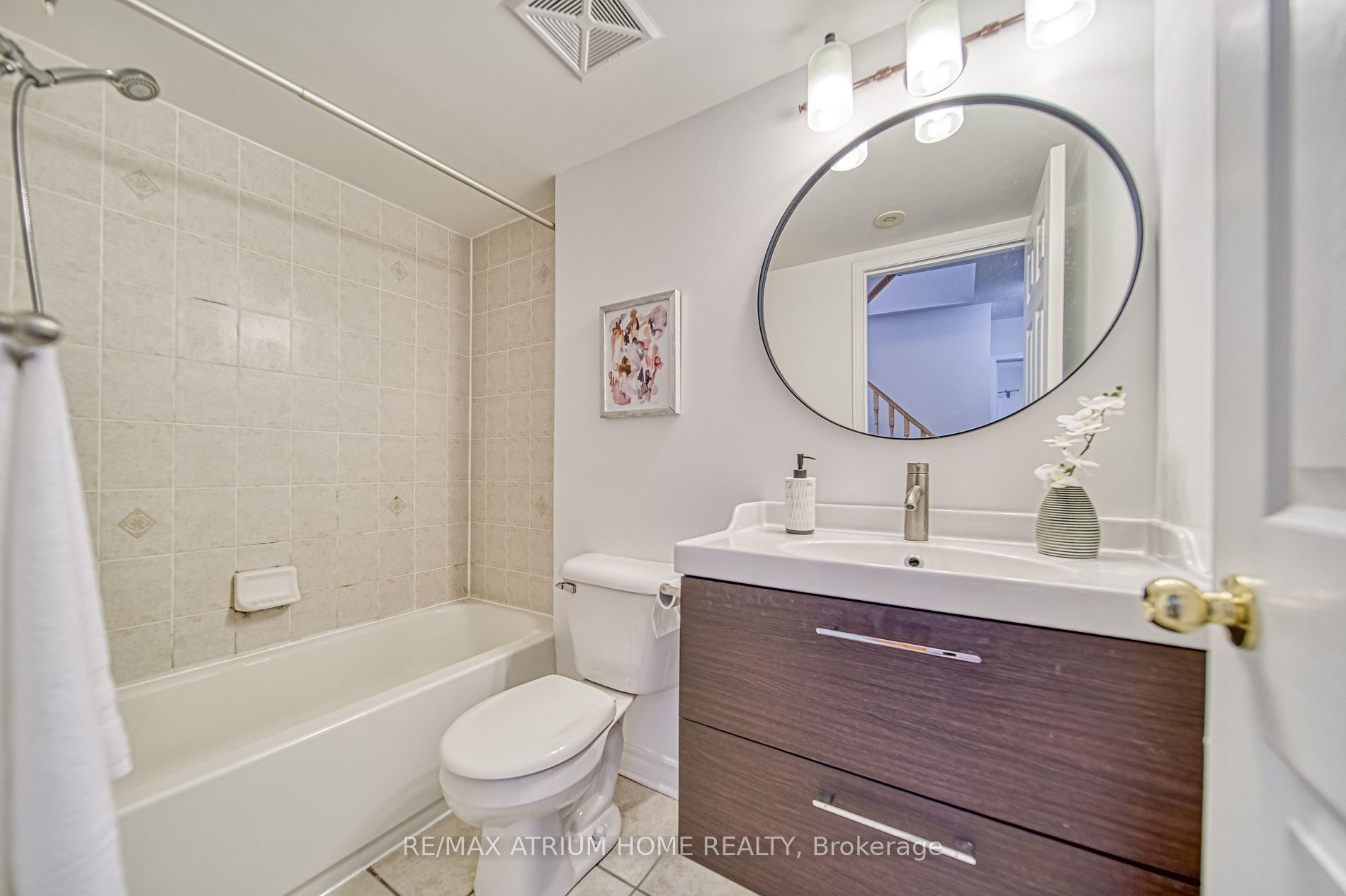 310 John St, #309