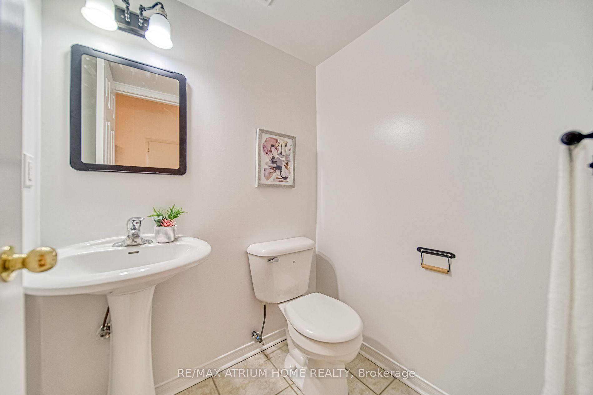 310 John St, #309