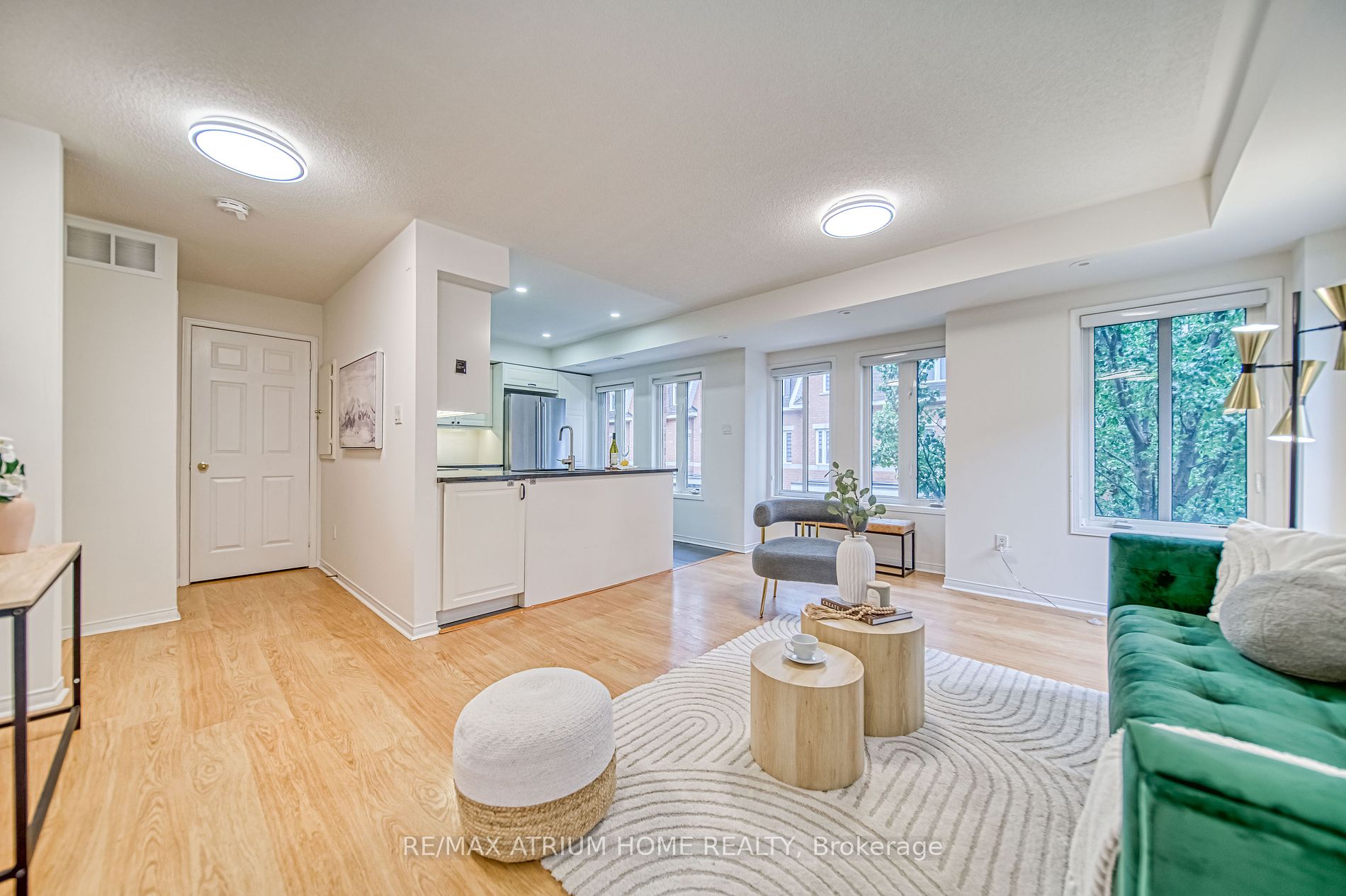 310 John St, #309