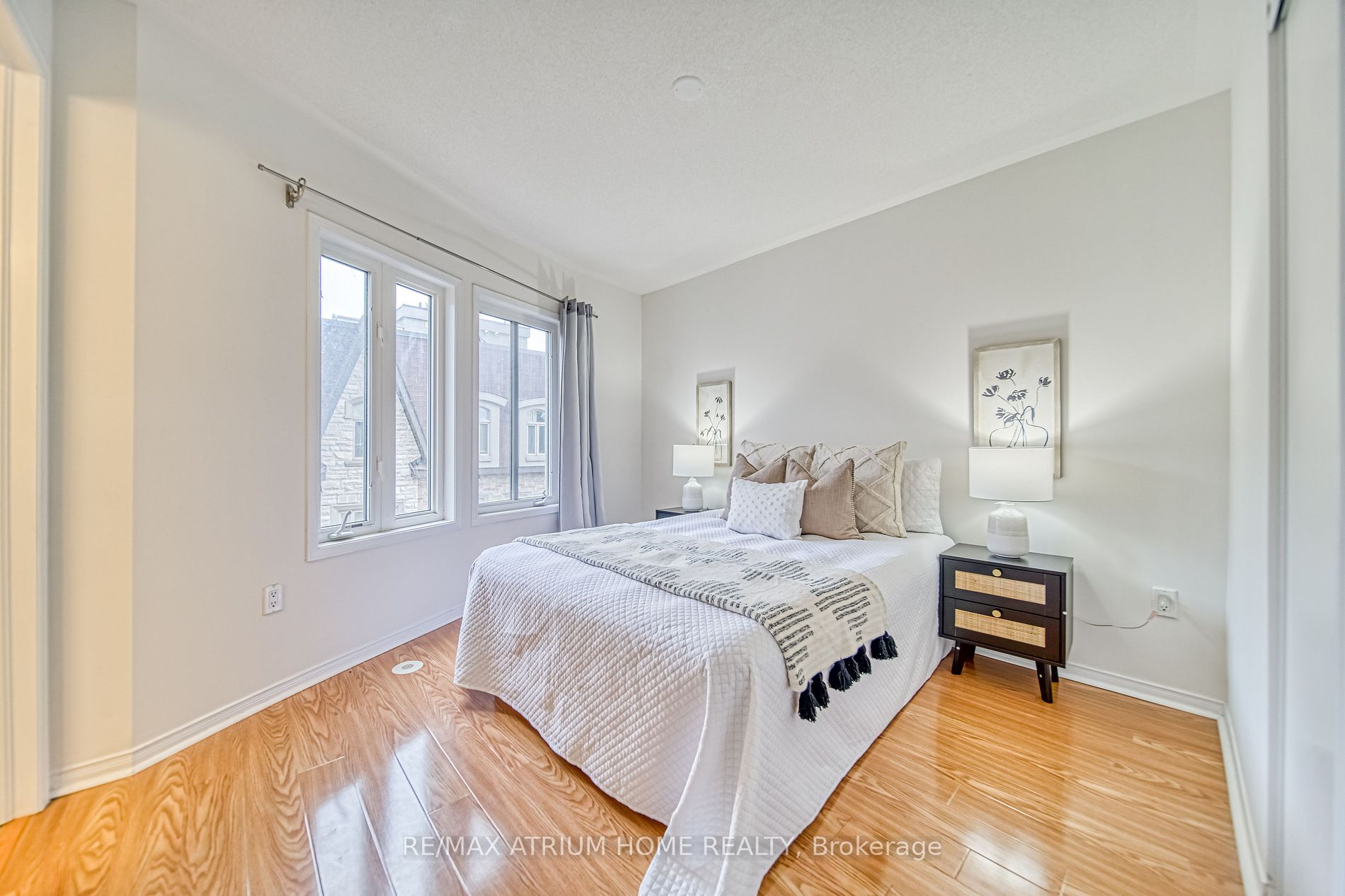 310 John St, #309