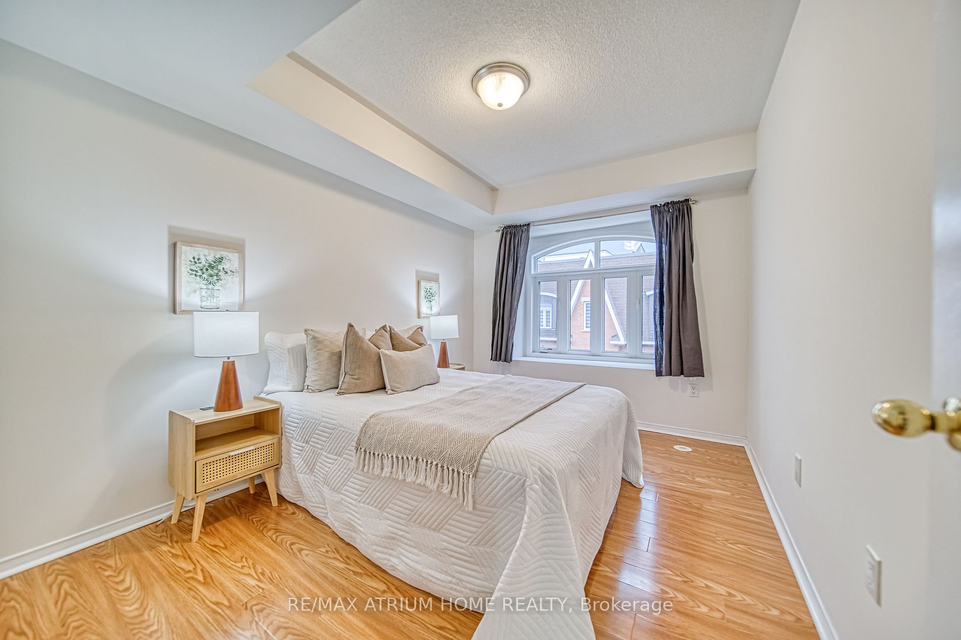 310 John St, #309