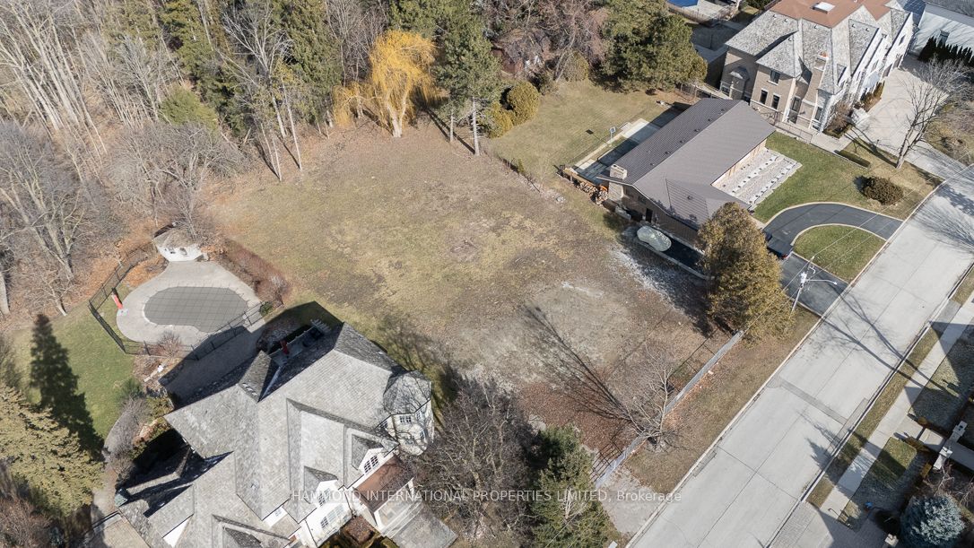 46 Maryvale Crescent