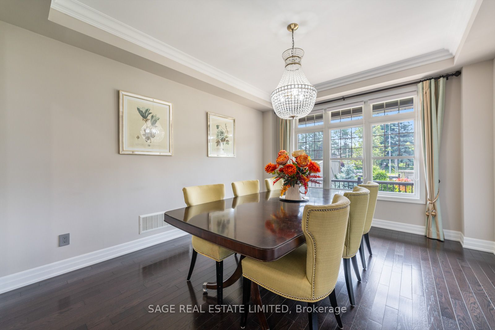 4 Alex Campbell Cres
