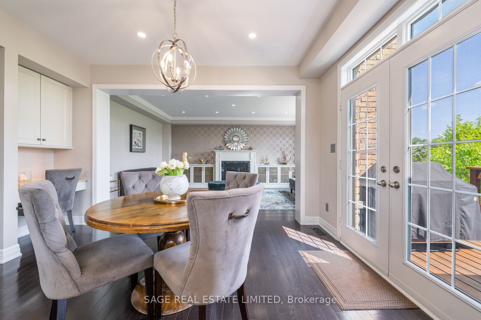 4 Alex Campbell Cres