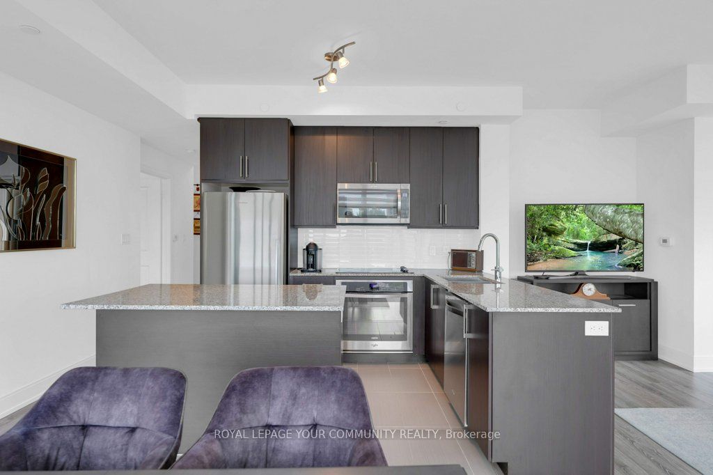9600 Yonge Street, #711B