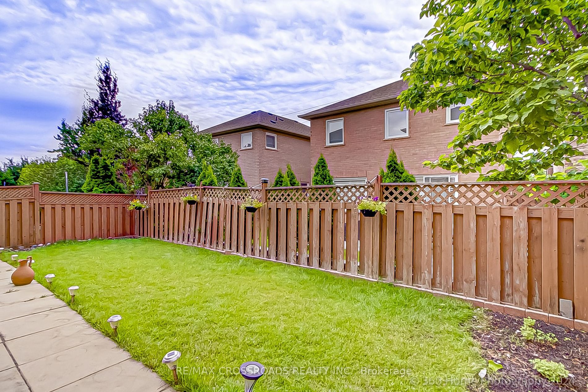 44 Mendocino Dr