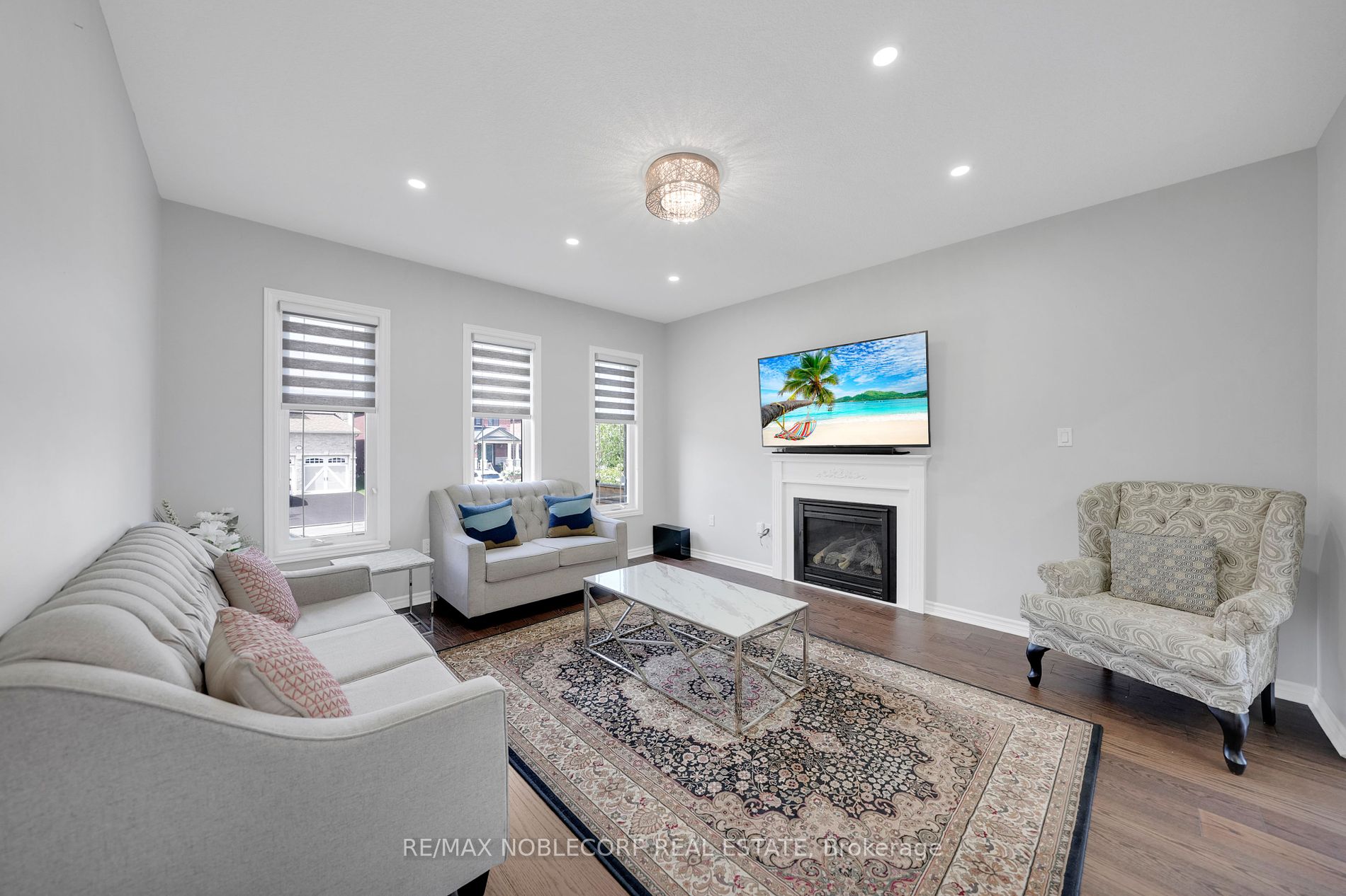 1 Walker Boulevard