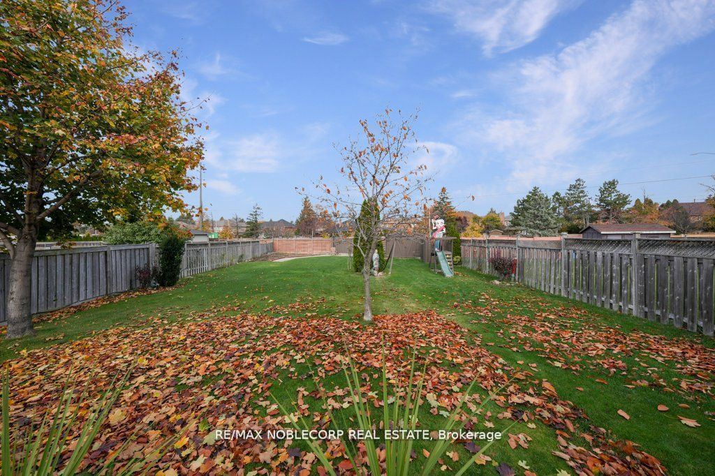 70 Lime Dr
