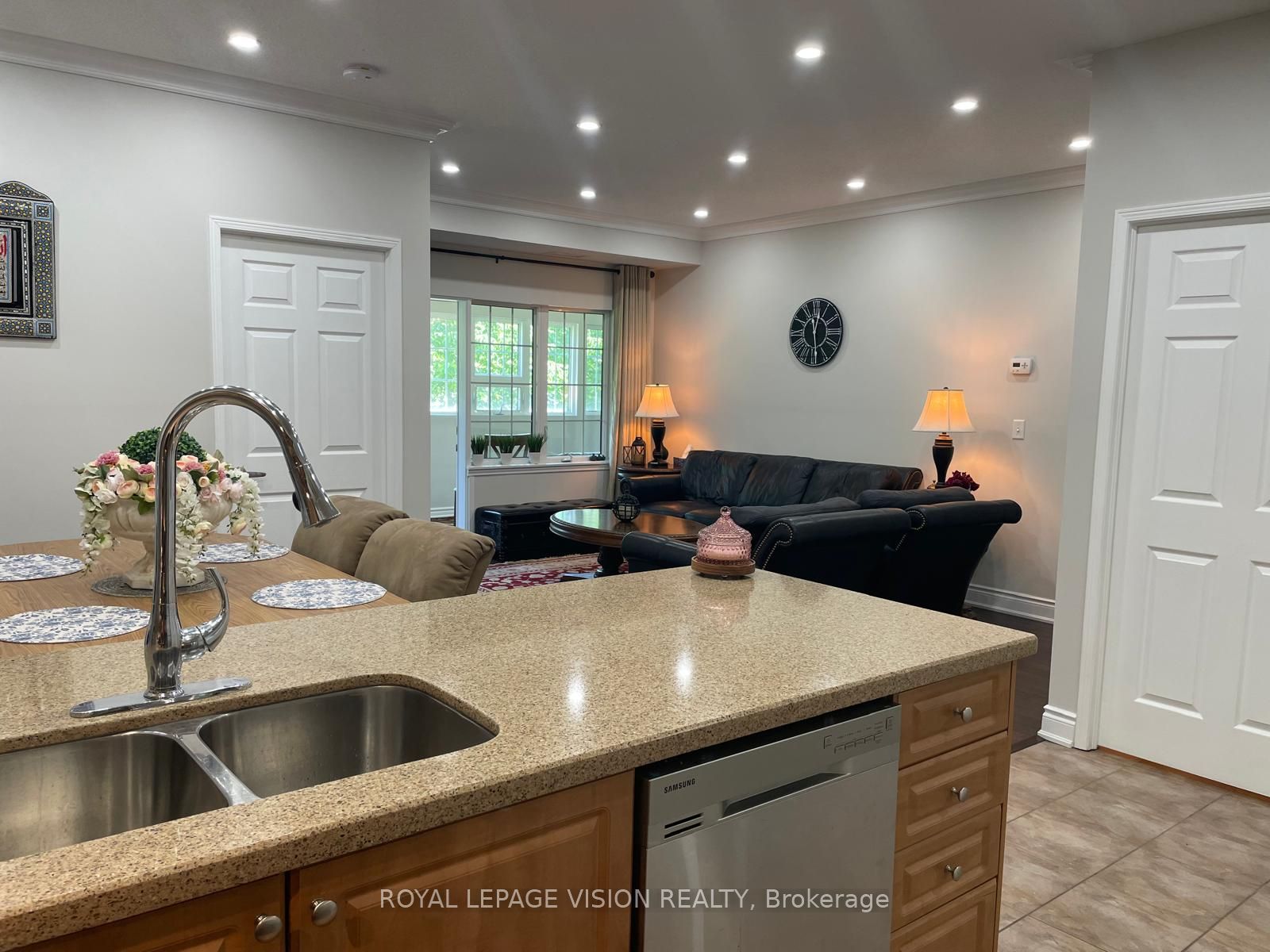 9431 Jane Street, #107