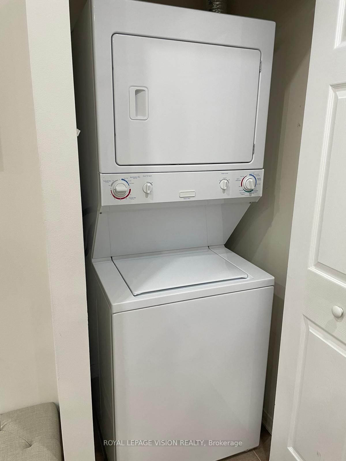 9431 Jane Street, #107
