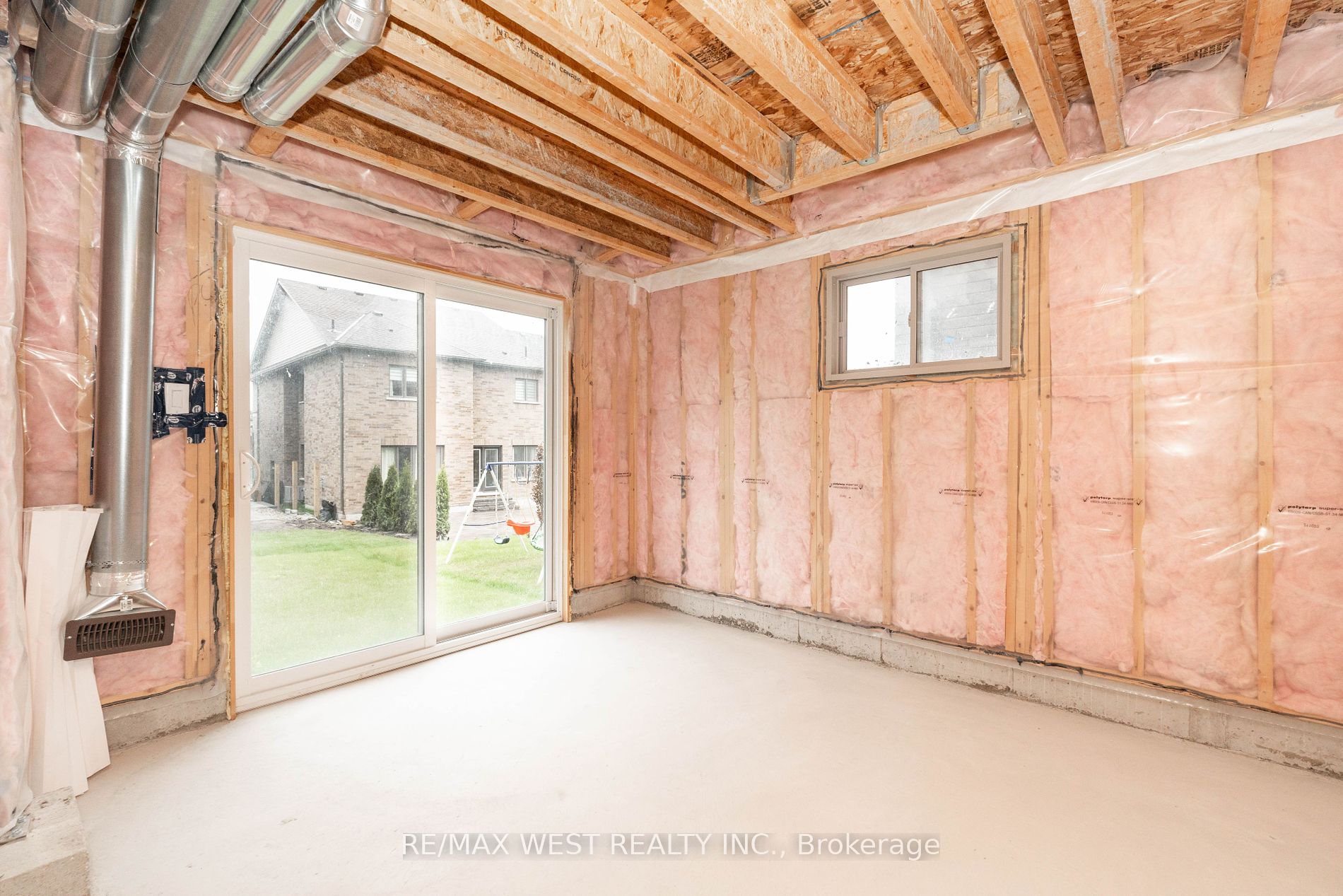 53 Janes Cres