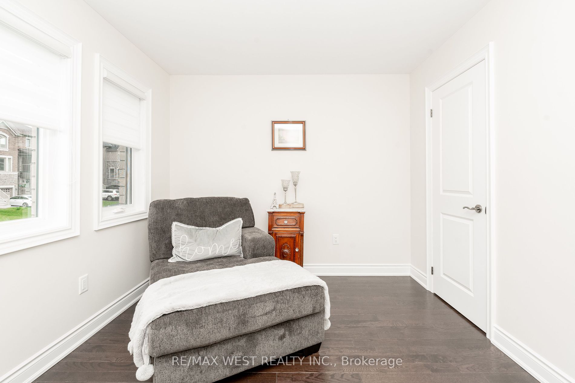 53 Janes Cres