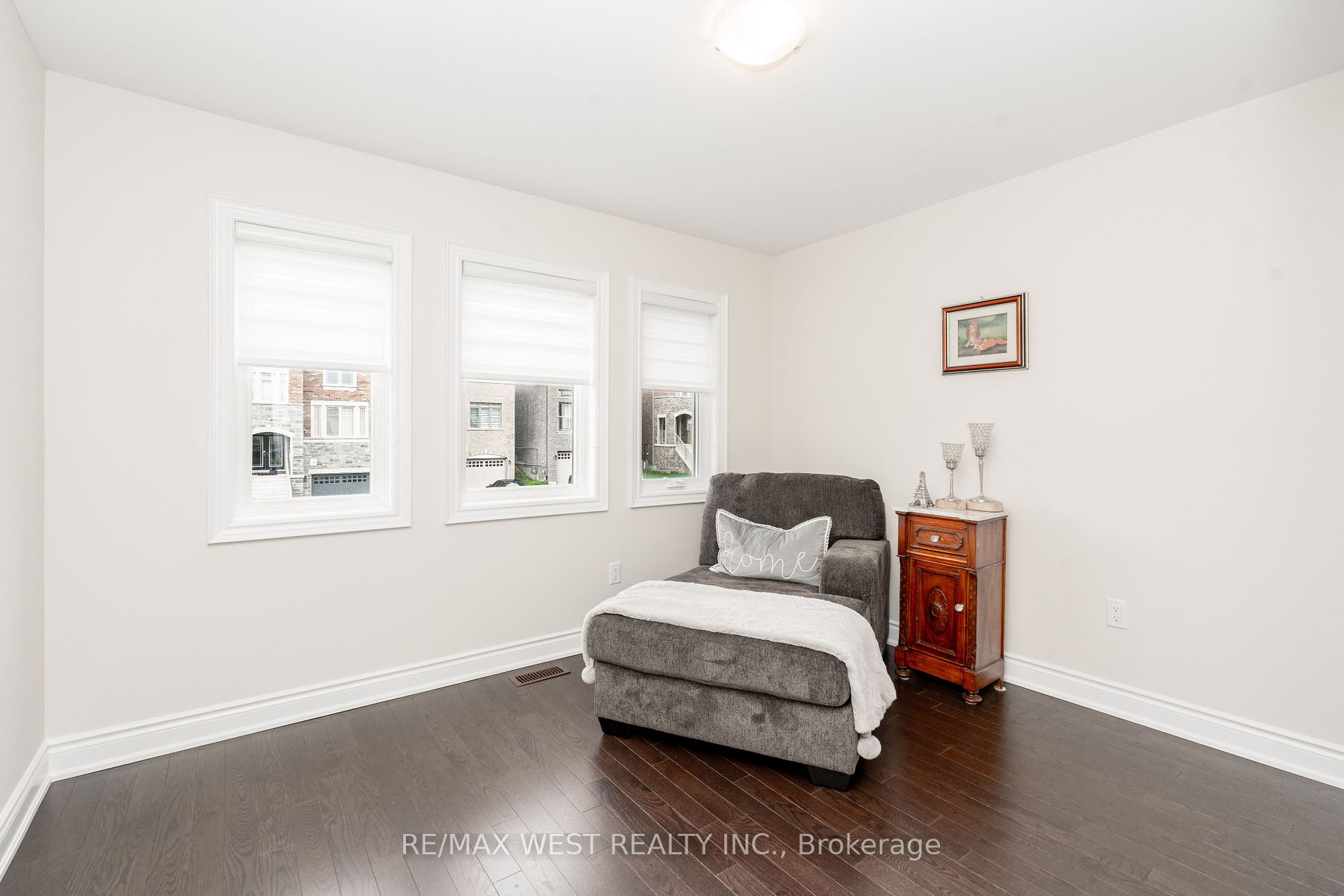 53 Janes Cres