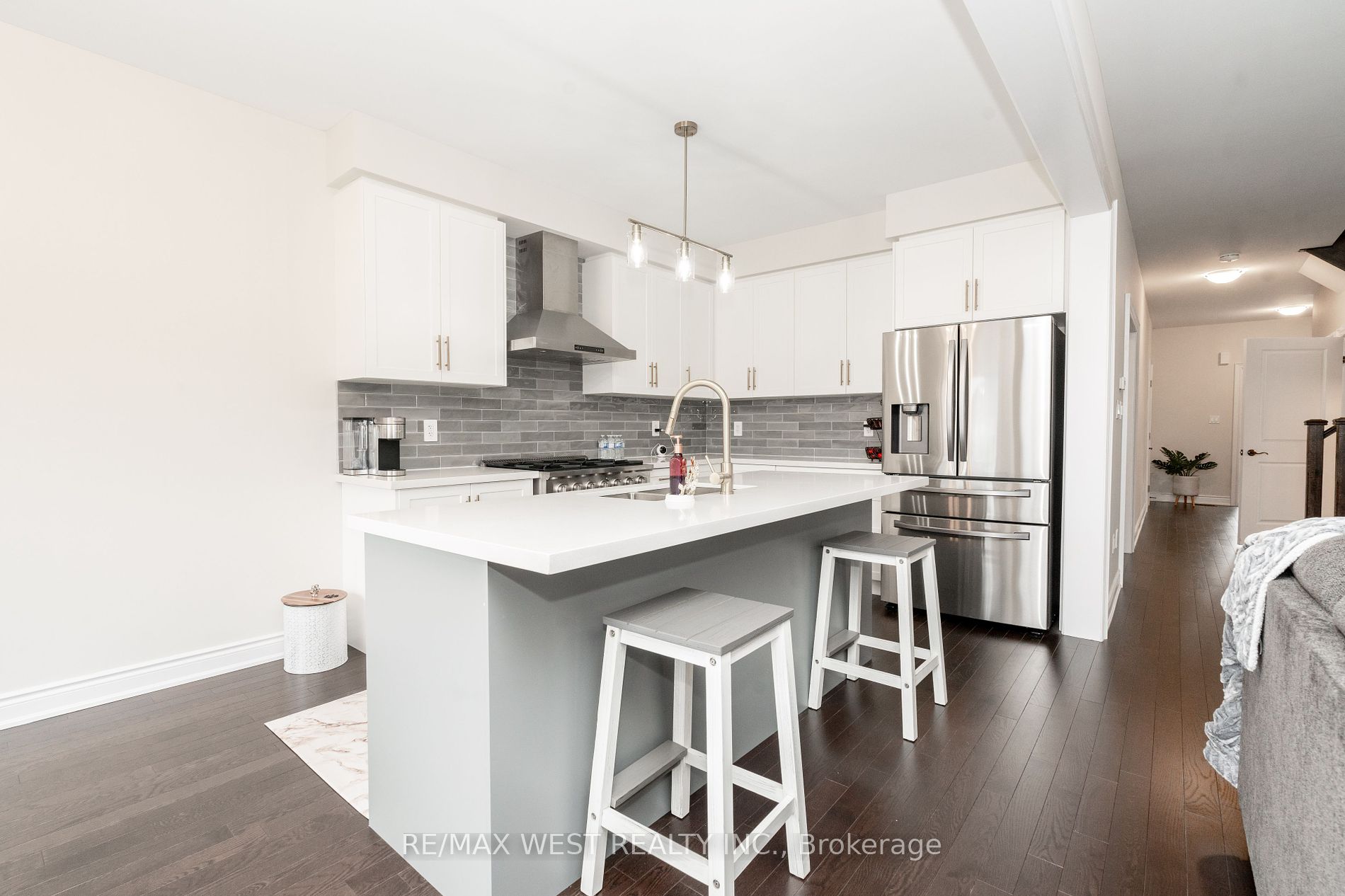 53 Janes Cres