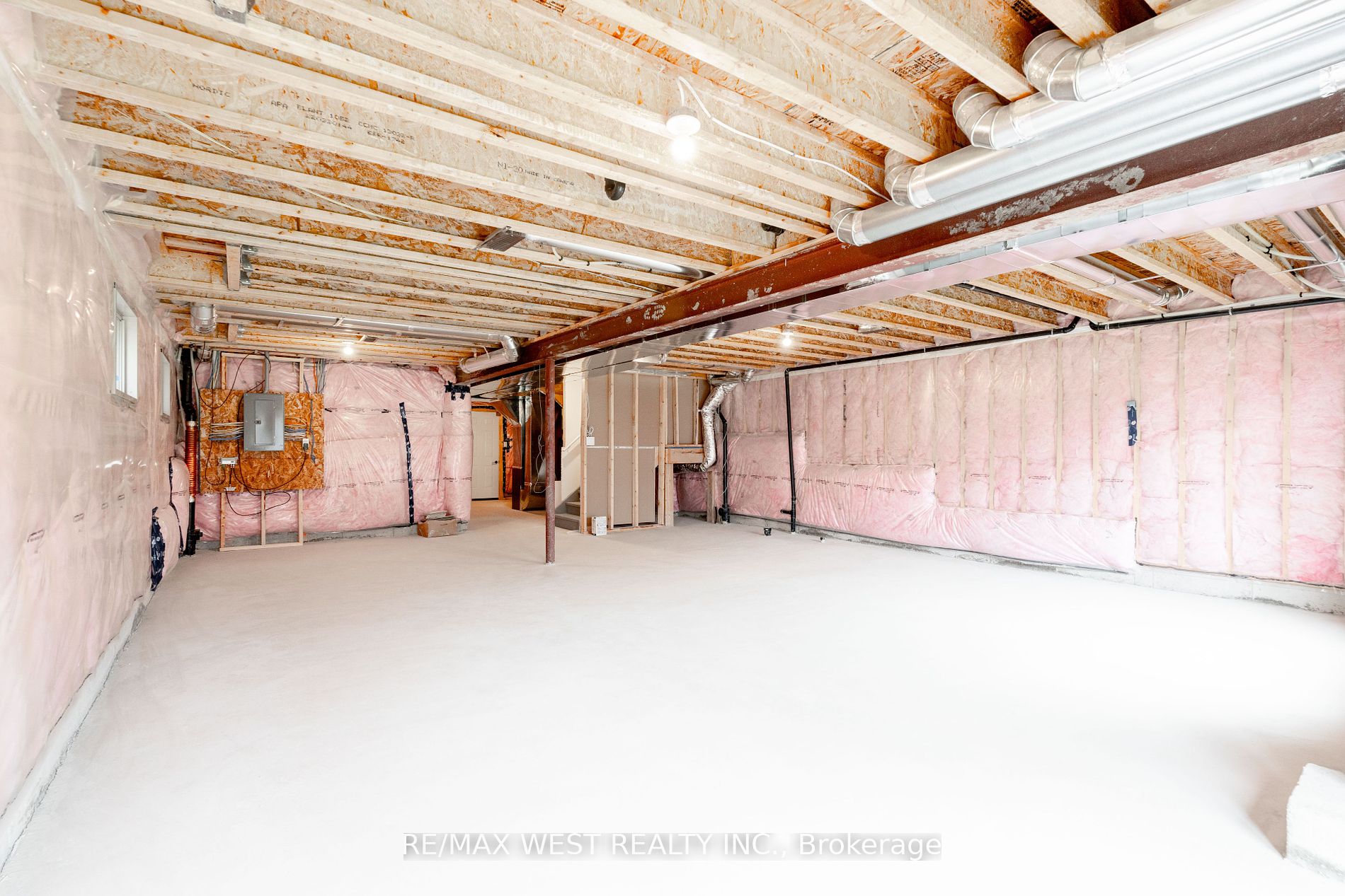 53 Janes Cres