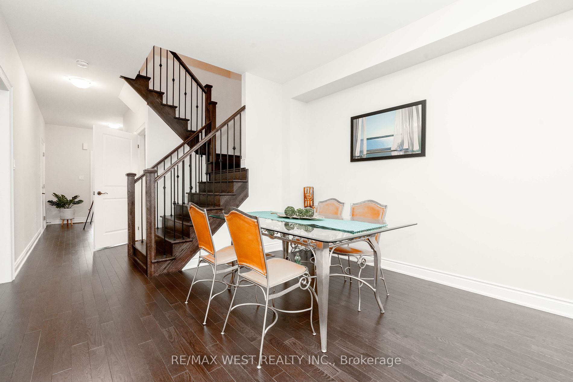 53 Janes Cres
