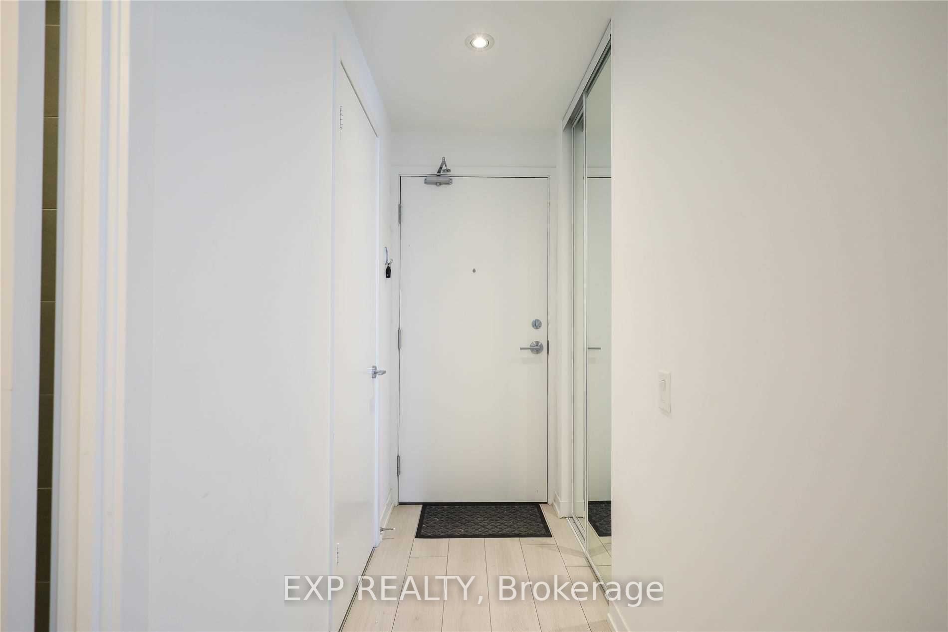5 Buttermill Ave, #5208