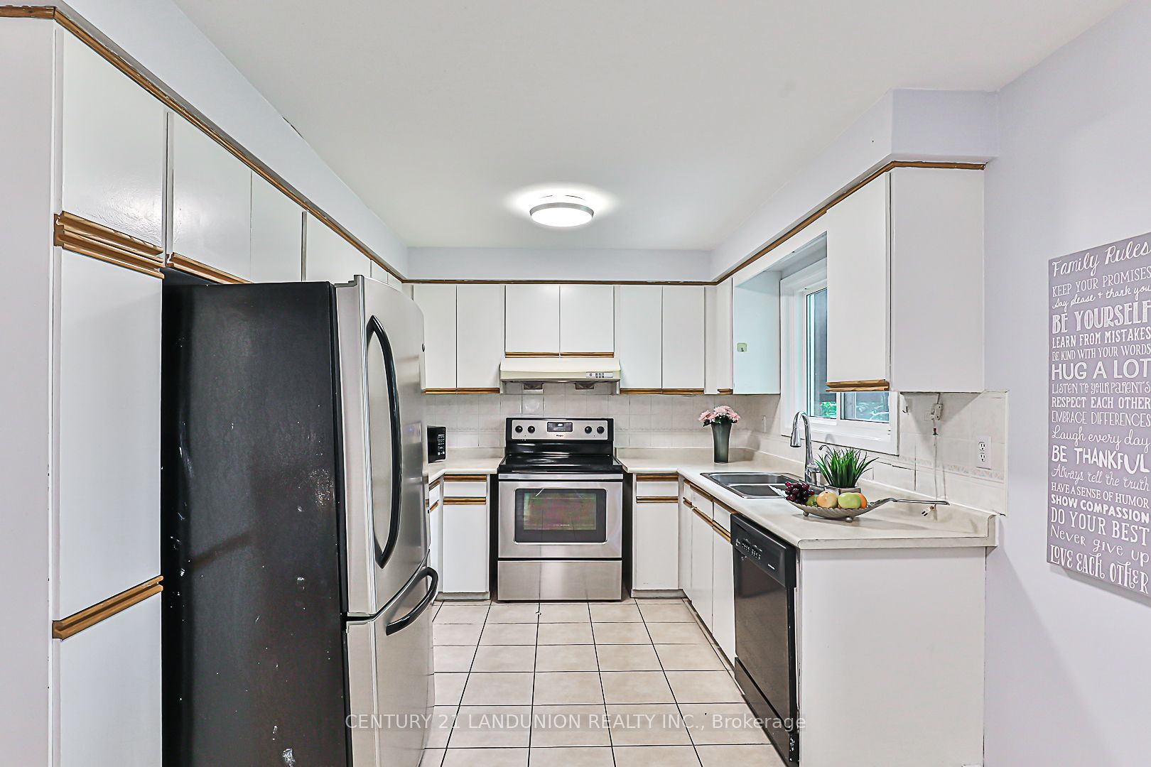39 Ferrah St