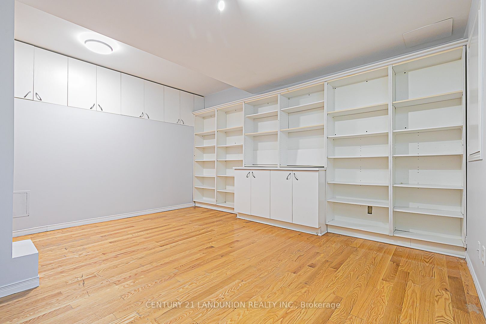 39 Ferrah St