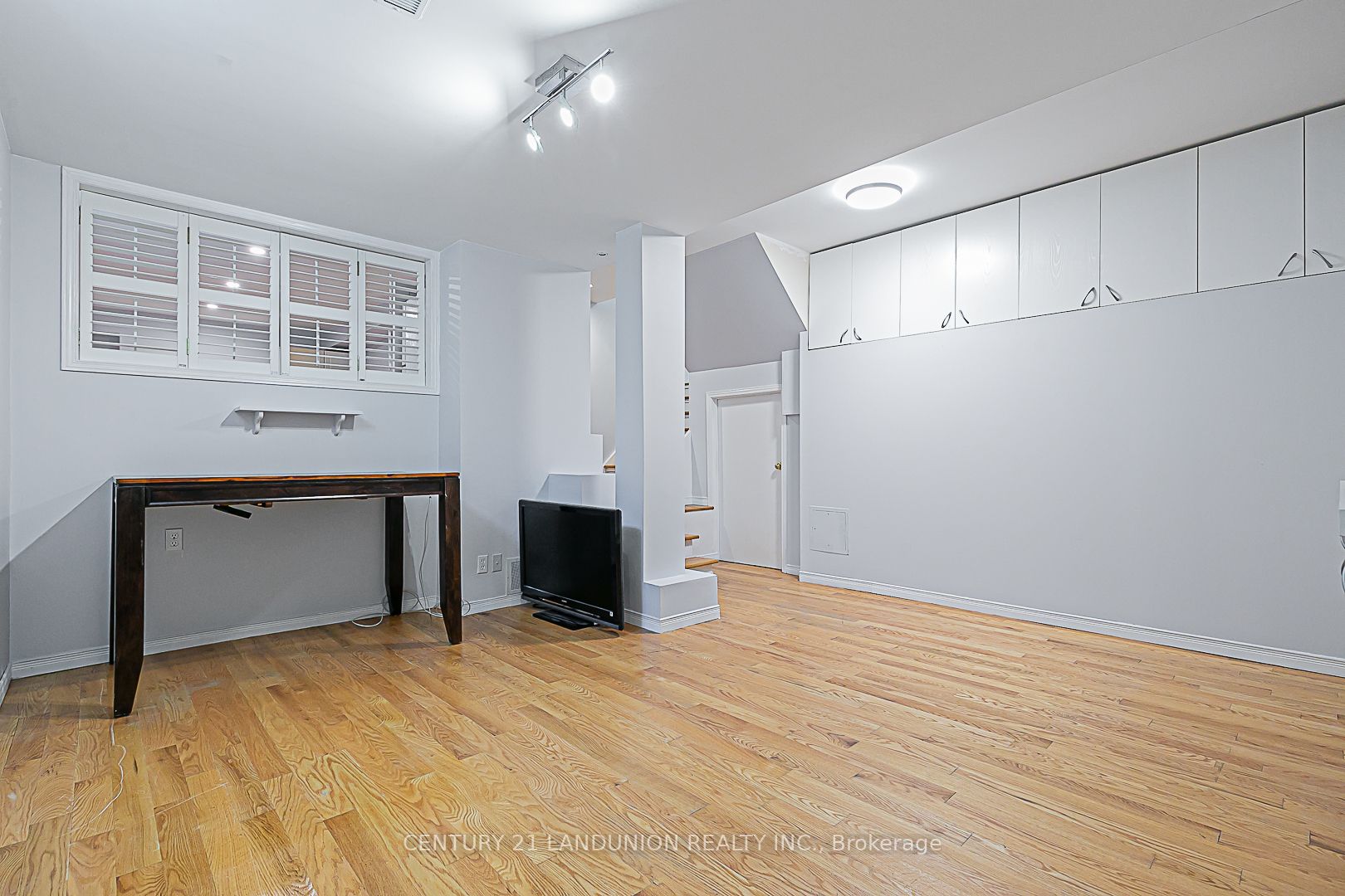 39 Ferrah St