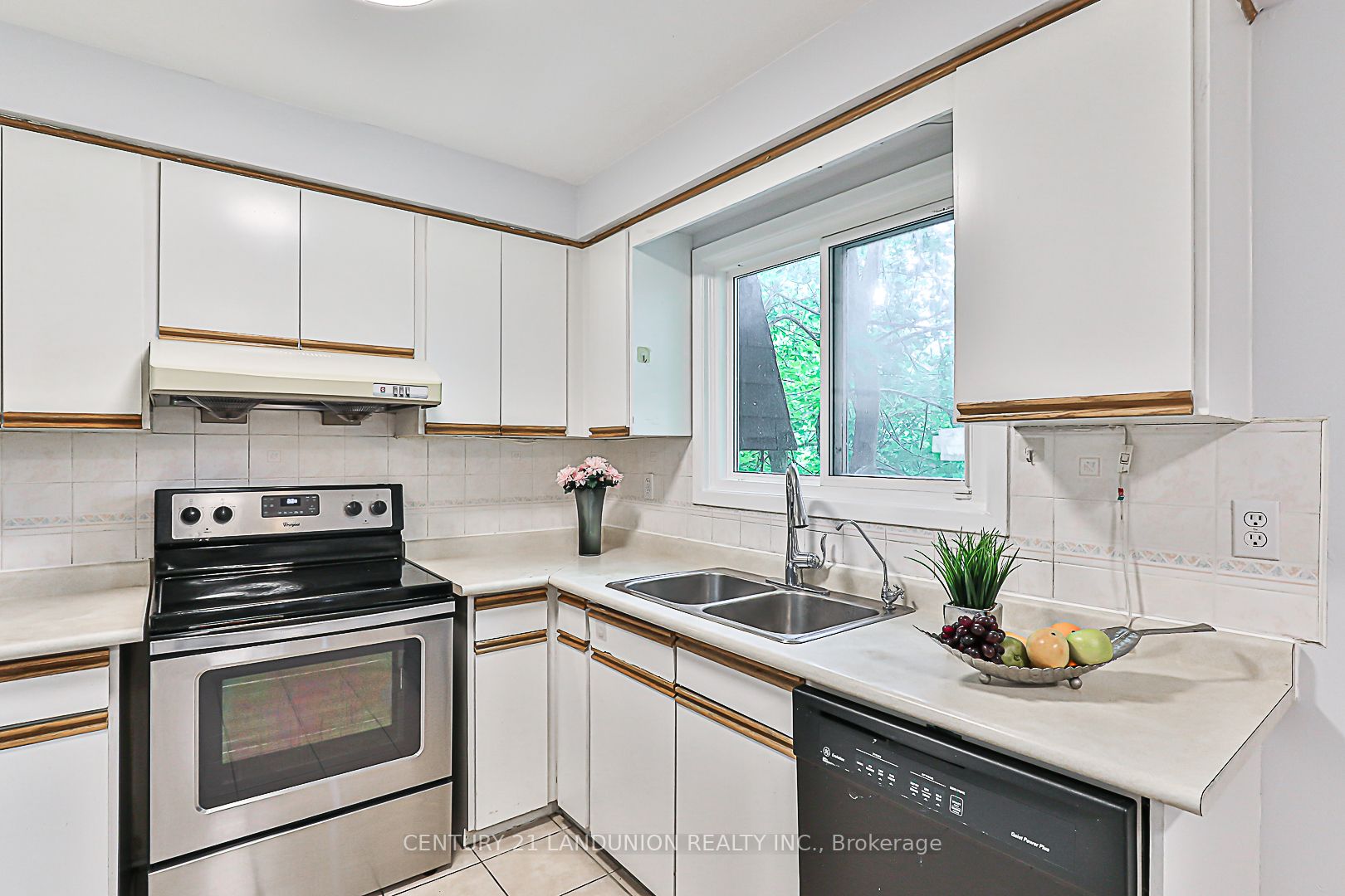 39 Ferrah St